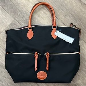 NWT Dooney & Bourke Large Pocket Satchel